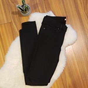 Levi's Black 711 Skinny Jean